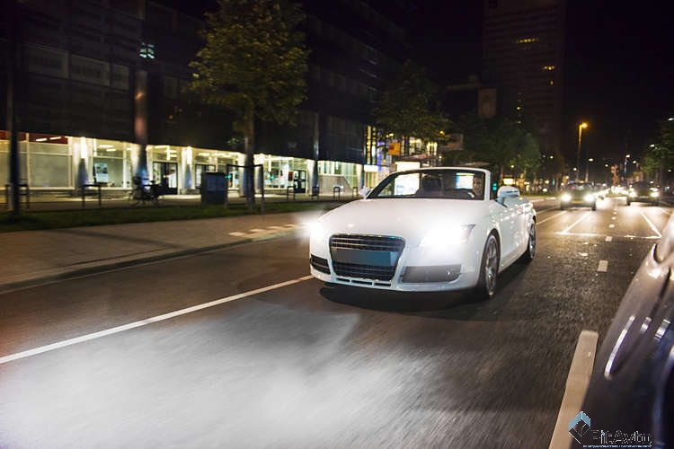 Изображение Комплект ламп накаливания W5W WhiteVision Комплект ламп накаливания W5W WhiteVision