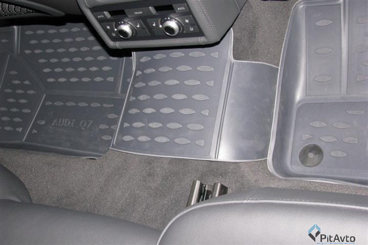 Изображение Комплект резиновых ковриков AUDI Q7 2006-2015 4шт / NLC0416210K Комплект резиновых ковриков AUDI Q7 2006-2015 4шт / NLC0416210K